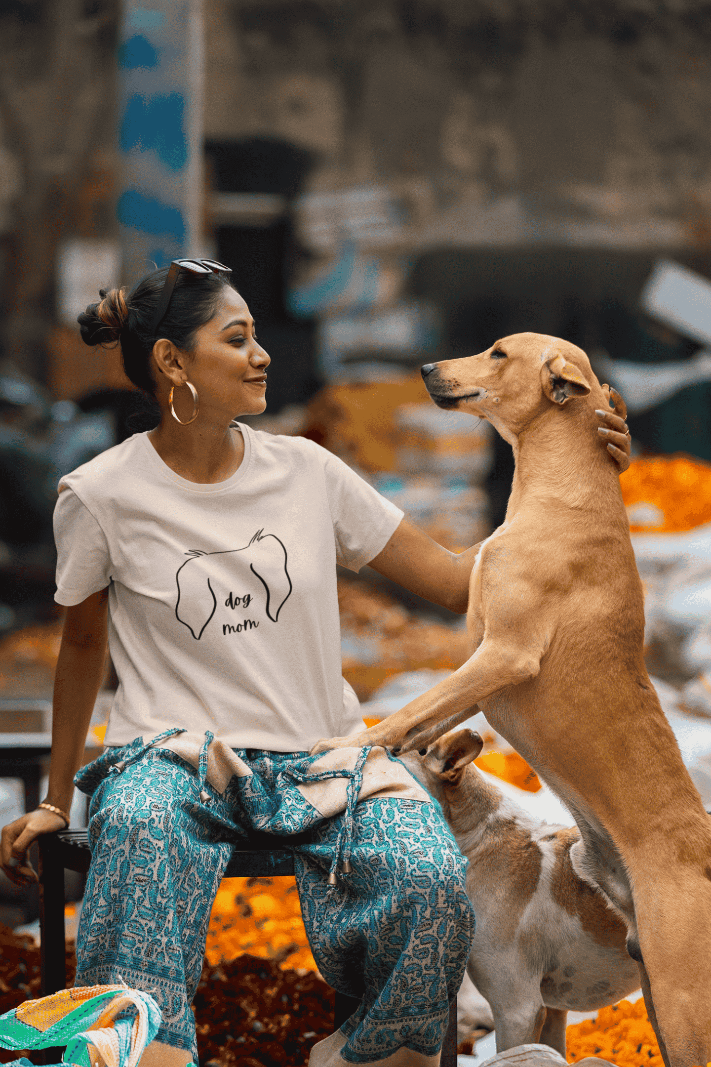 Dog Mom: Oversized Luxe Tee (unisex)