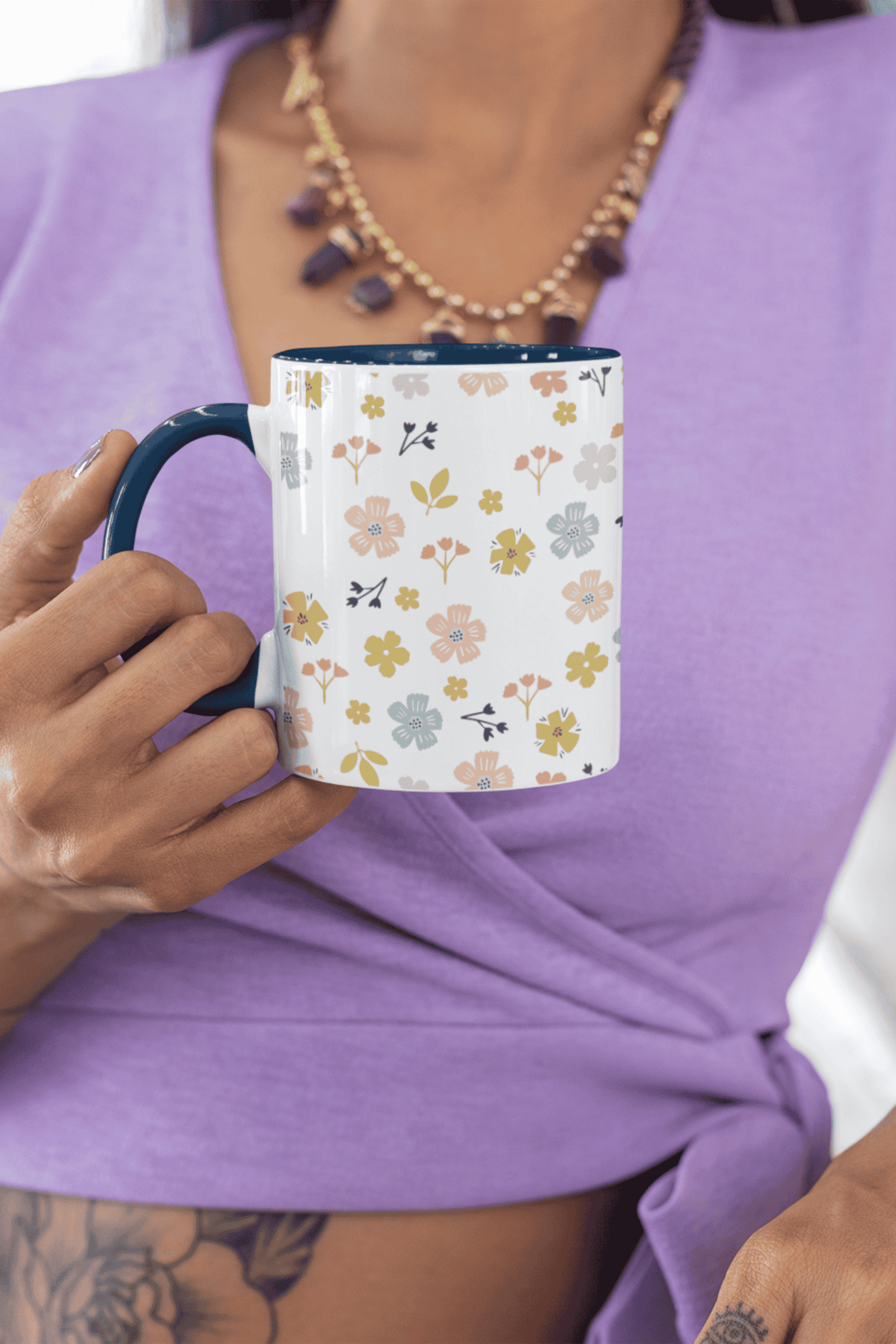 Flowers illustrated : Ceramic Mug (300ml)