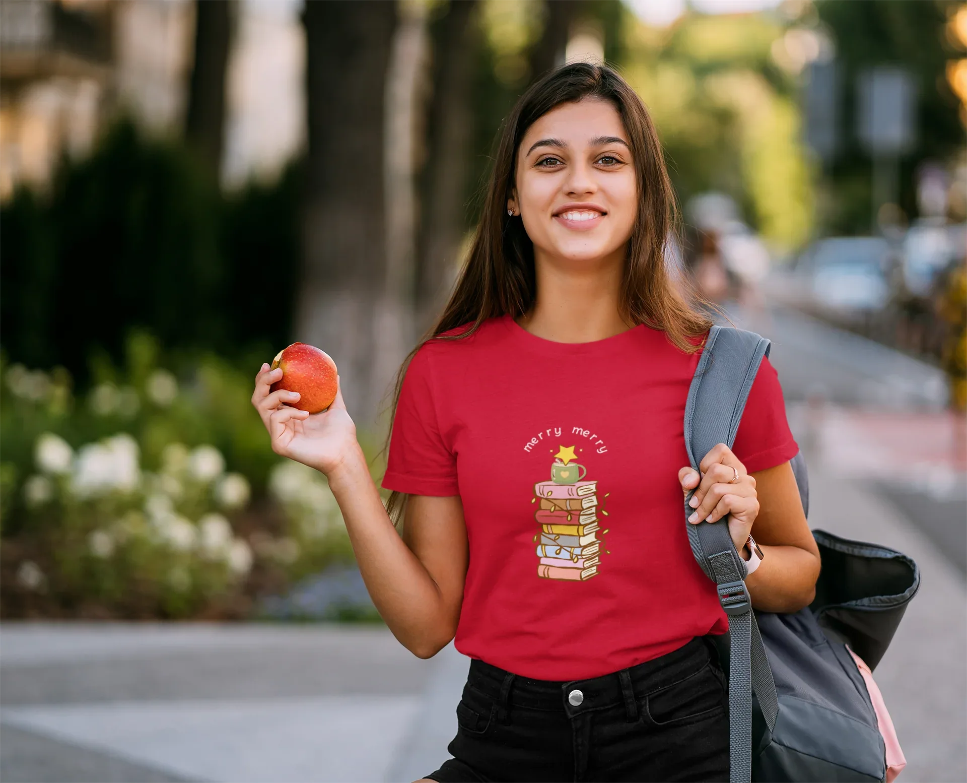 Books & Merry Christmas Tee (Woman fit, Cotton) - curledeyes