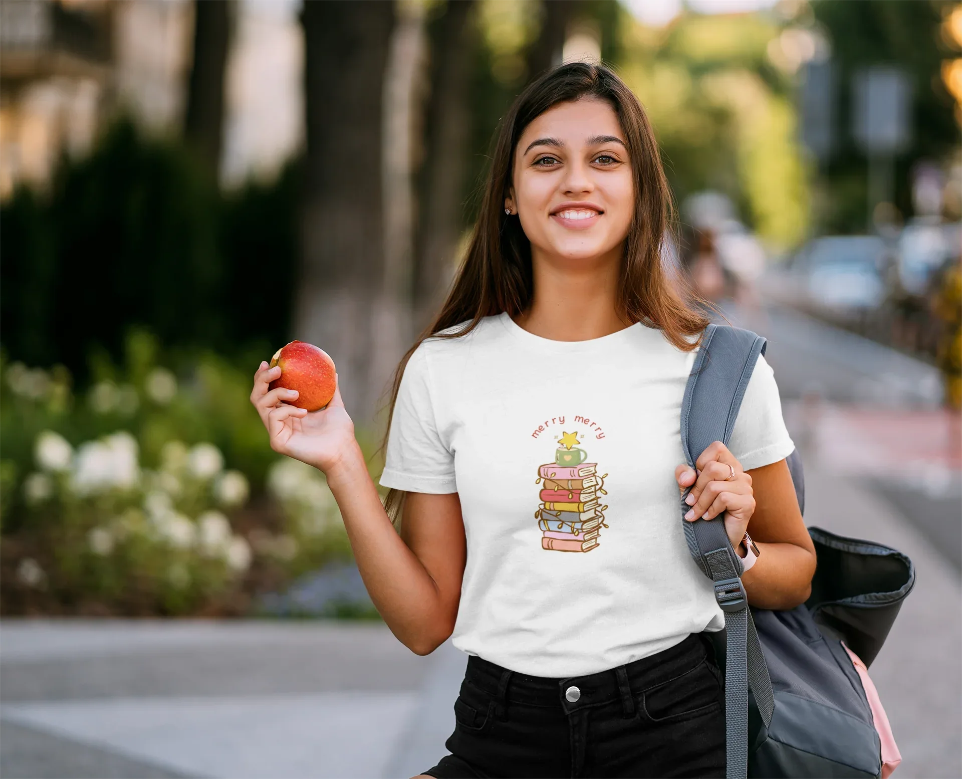 Books & Merry Christmas Tee (Woman fit, Cotton) - curledeyes