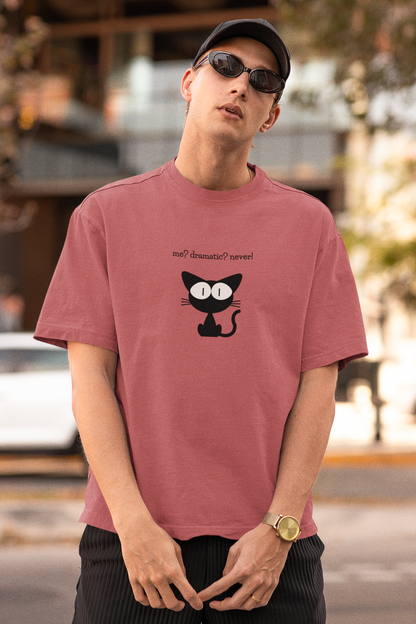 Cat - me, dramatic Oversized Tee (Unisex, Cotton)
