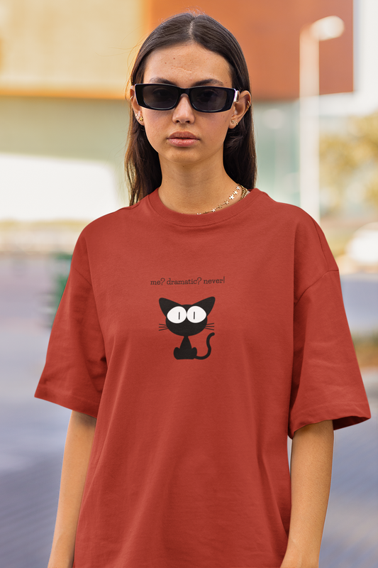 Cat - me, dramatic Oversized Luxe Tee (Unisex, Cotton)