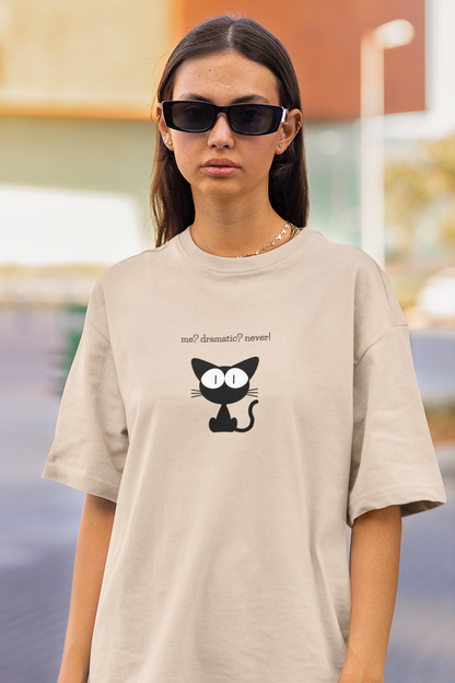 Cat - me, dramatic Oversized Luxe Tee (Unisex, Cotton)