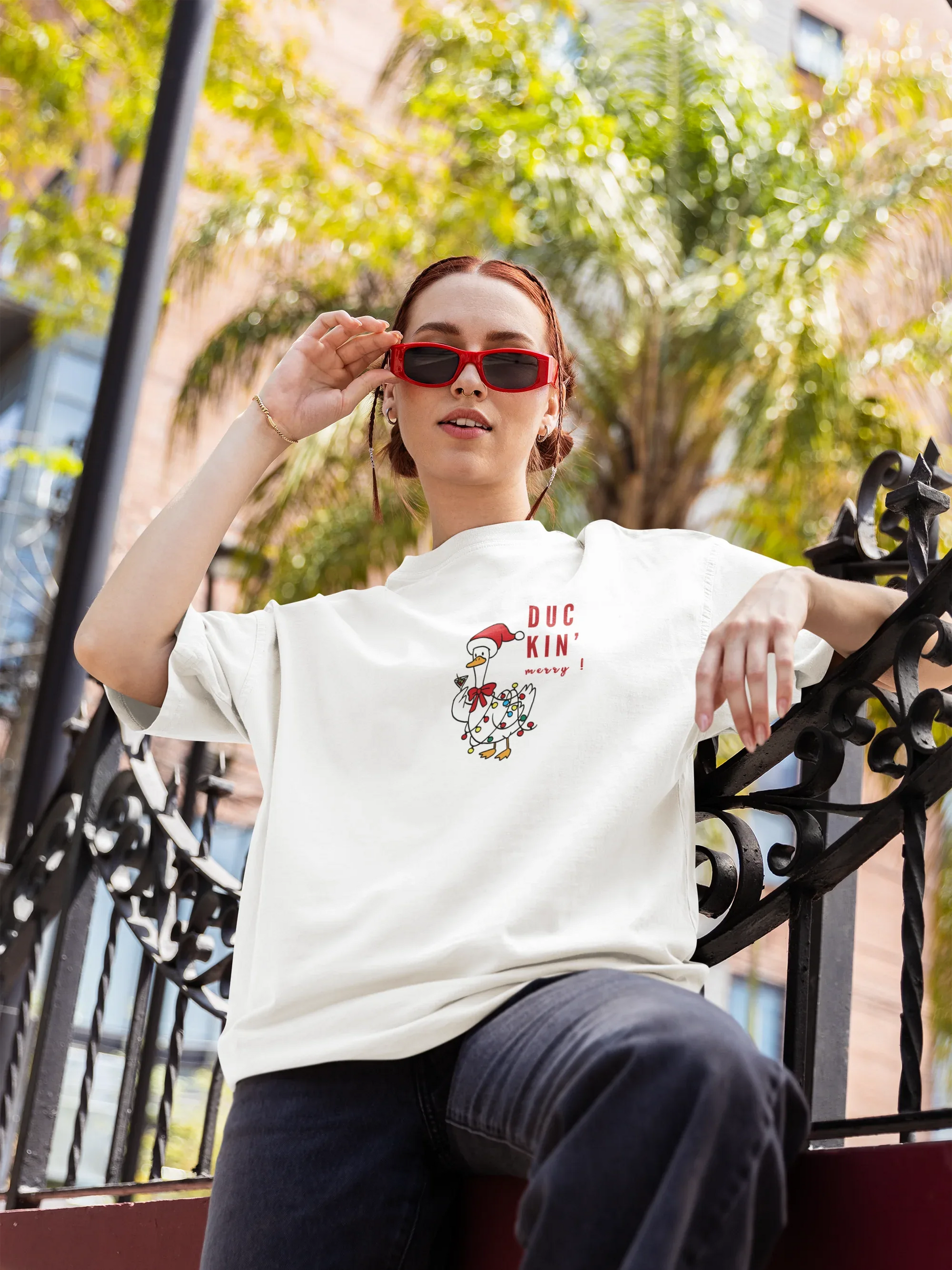 Duckn Merry Oversized luxe Christmas Tee (Unisex, Cotton) - curledeyes