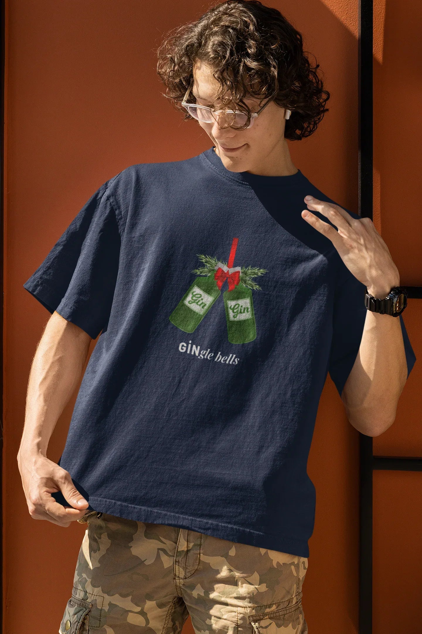 GINgle Jingle Bells Oversized luxe Christmas Tee (Unisex, Cotton) - curledeyes