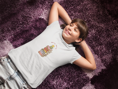 Merry & Books Kids Christmas Tee (Unisex, Cotton) - curledeyes
