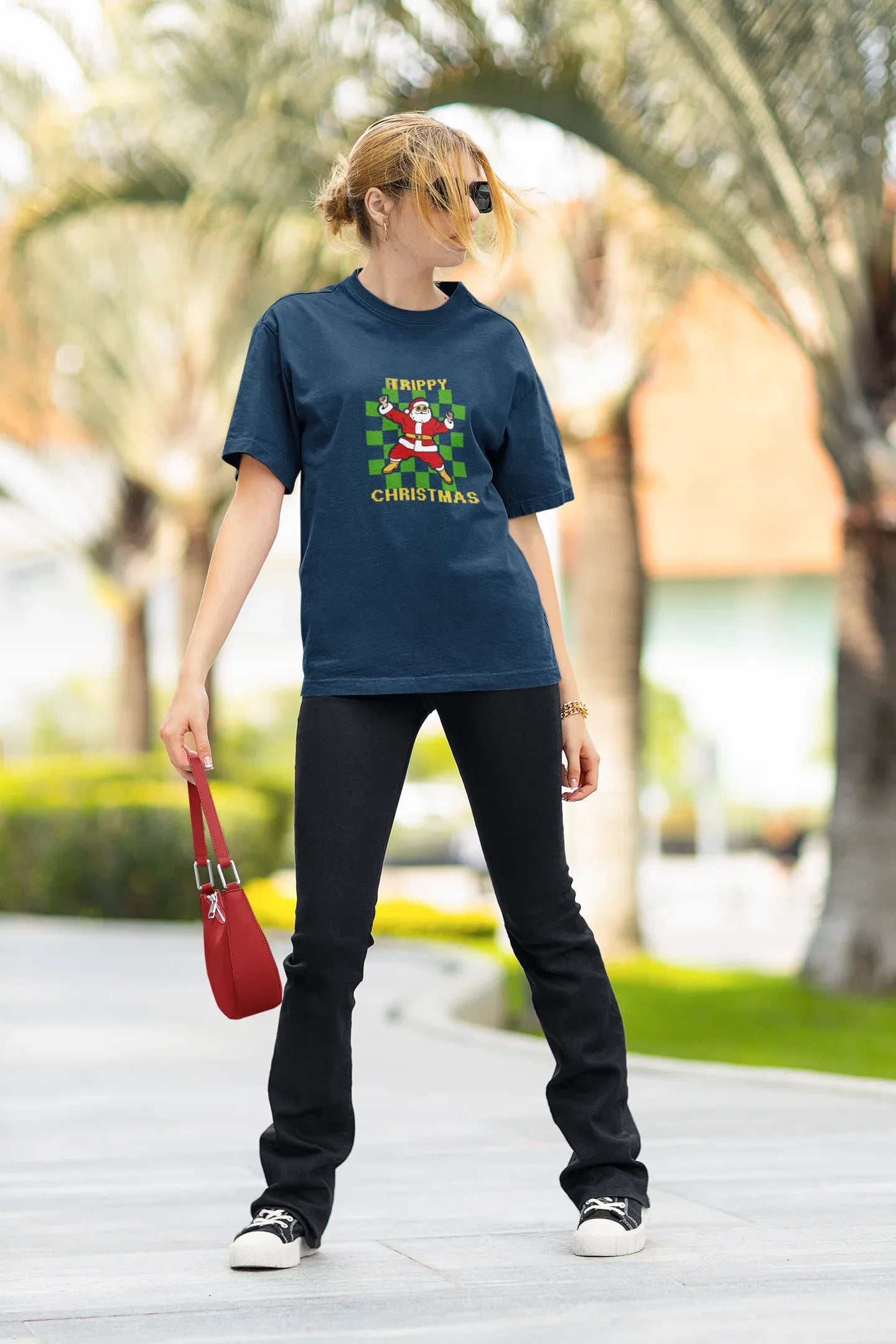 Trippy Happy Fun Oversized luxe Christmas Tee (Unisex, Cotton) - curledeyes