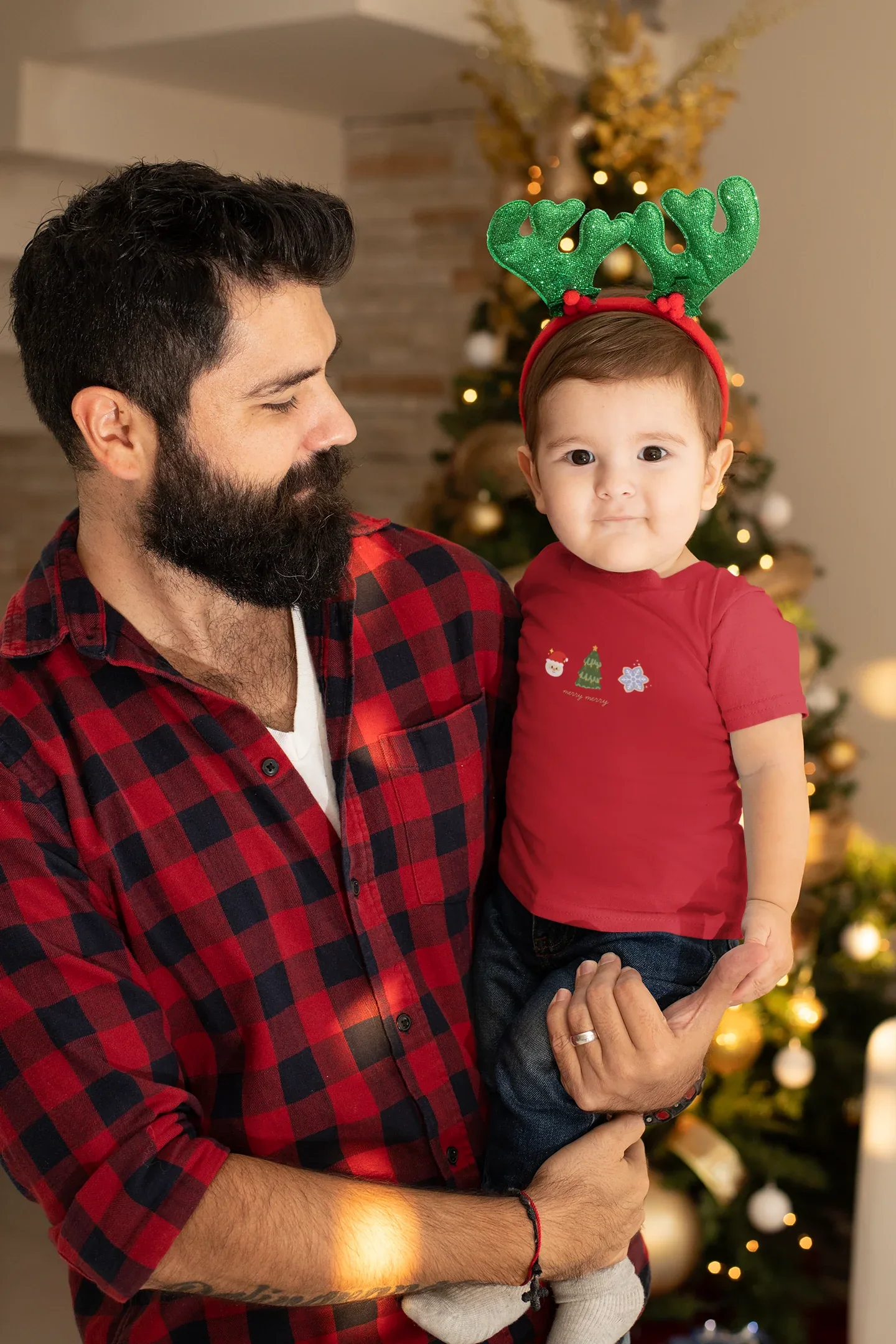 Merry Merry Kids Christmas T-shirt (Unisex, Cotton) - curledeyes